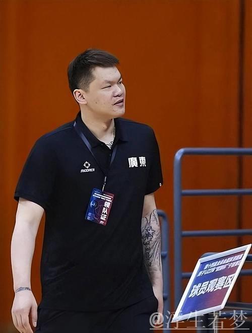 以朱芳雨视角自述:中国男篮铁汉朱八,球场与冲突中的双重强者! 以朱芳雨视角自述:中国男篮铁汉朱八,球场与冲突中的双重强者!